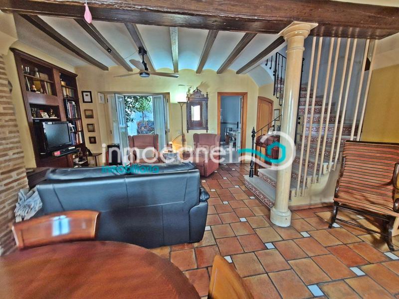 Foto 9d0fd63a-9200-42d0-b0c7-178057e7a177. House with heating in Oliva pueblo Oliva