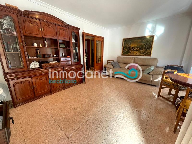 Foto b1a5a78b-9de7-4691-8e2d-6c9f9e797de3. Apartamento en Oliva pueblo Oliva