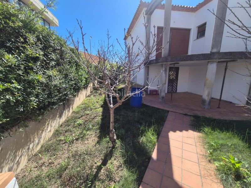 Foto b176fa3d-e3da-411d-97f1-8e2b303928d7. Xalet amb aparcament a Oliva pueblo Oliva