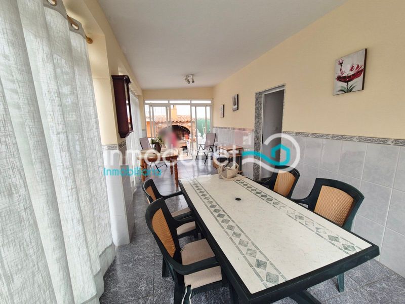 Foto 49672fb6-cb39-4c38-8b1a-d134828724ff. Chalet en Oliva playa Oliva