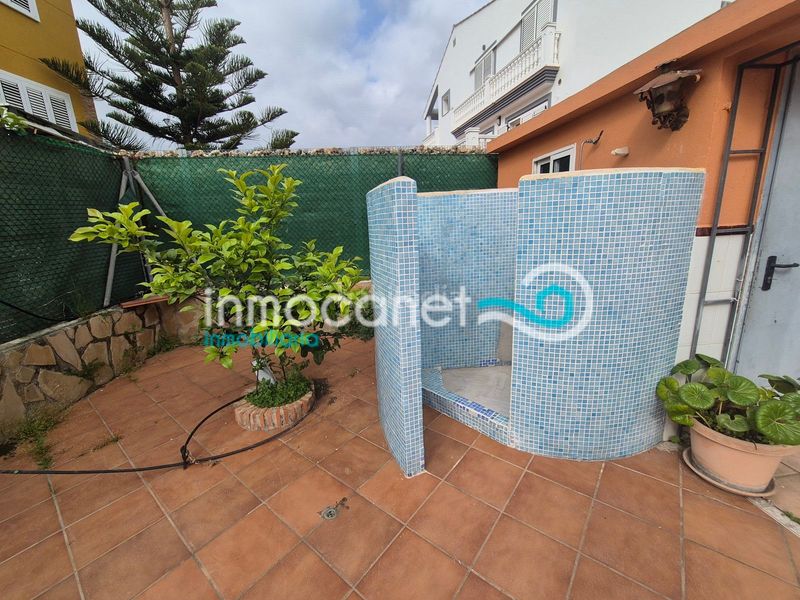 Foto ce2aa880-bf8f-43ec-b625-bab896264dcc. Chalet en Oliva playa Oliva