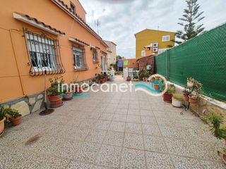 Haus in Oliva Playa