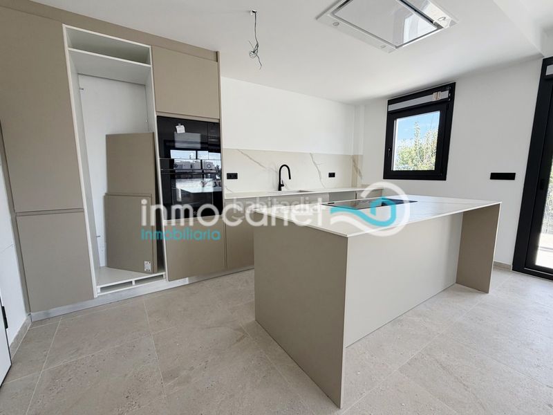 Foto 8002090a-c89d-485e-aaa6-368cef680392. Appartement avec parking piscine dans Oliva playa Oliva