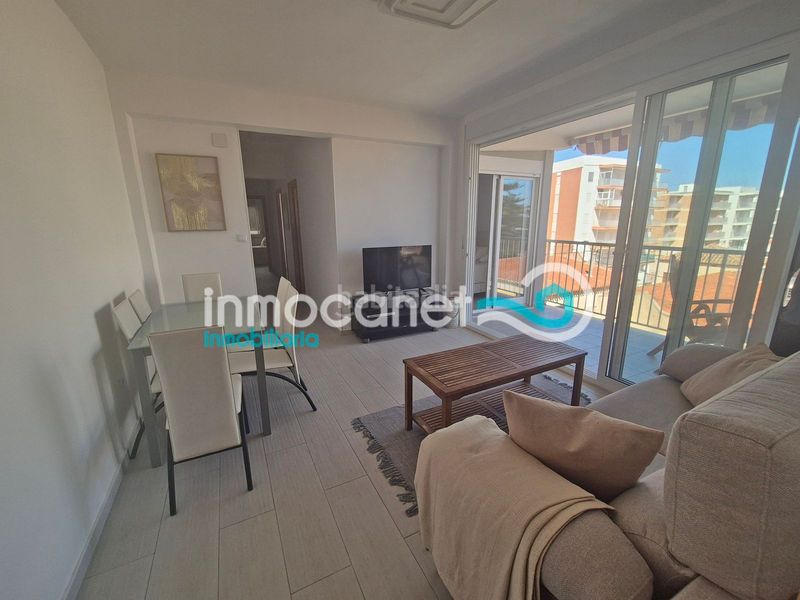 Foto 0a042275-f1a9-4d77-b5b2-5751b358bd9a. Apartament a Piles