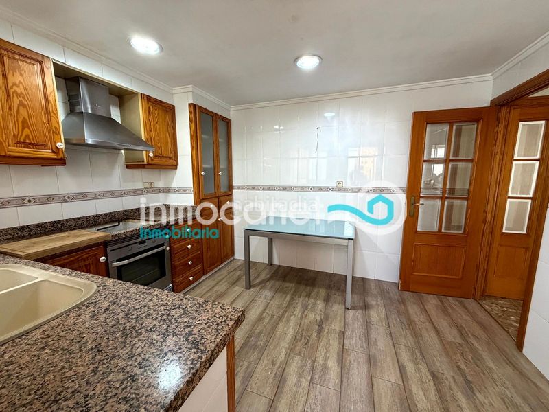 Foto 1b78602d-0a6f-4215-89ea-dd39afed8296. Apartament amb aparcament a Oliva pueblo Oliva