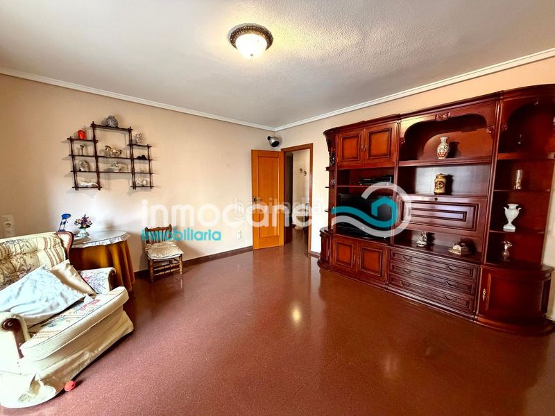 Foto d61f90cf-79e6-49eb-8440-2c3189e8ca17. Apartamento en Oliva pueblo Oliva