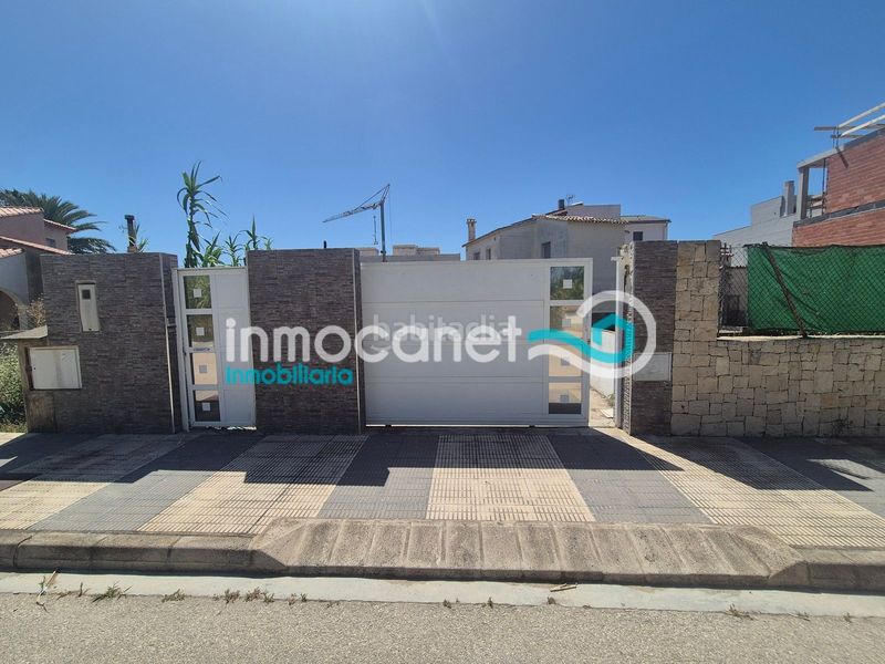 Foto 1f564008-5493-485b-ae5c-156318cf5cd4. Chalet en Oliva playa Oliva
