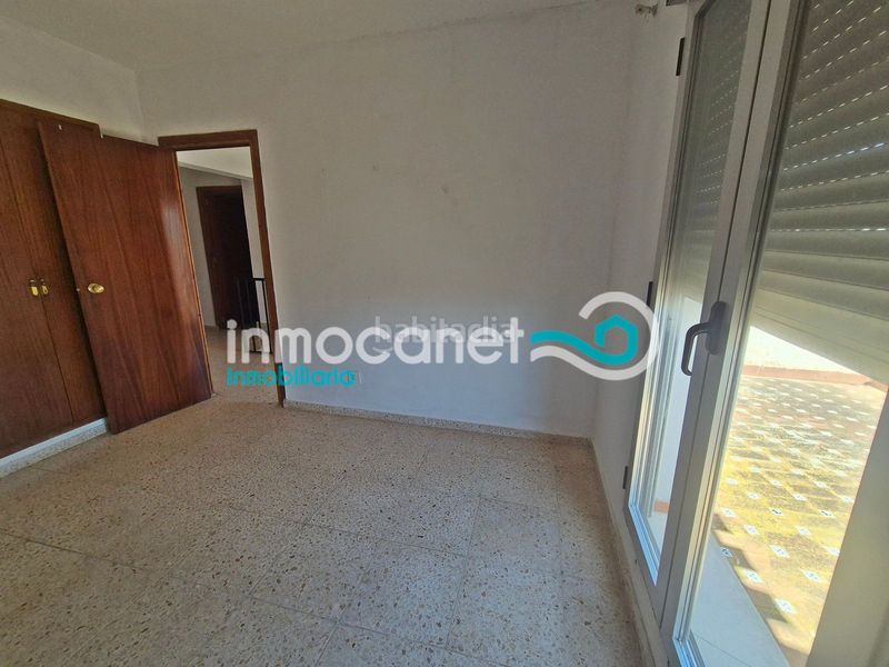 Foto d6f6153a-220d-49e3-ba4e-d7573b84b78a. Chalet en Oliva playa Oliva
