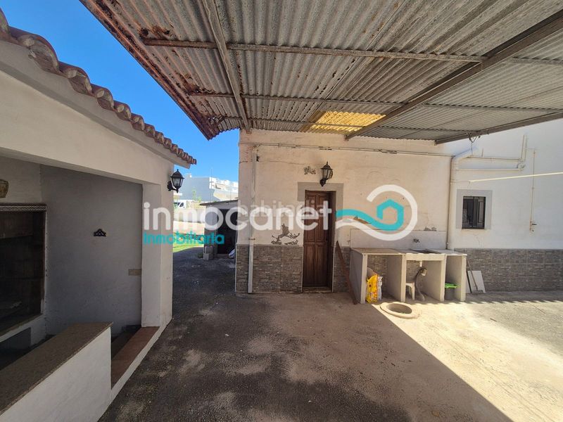 Foto e10d1461-5e38-4699-b239-9f7cdaf3de42. Chalet en Oliva playa Oliva