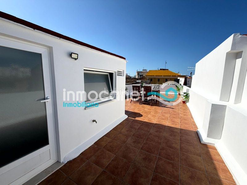 Foto 1f775a3c-1a6b-45de-9023-713436af1da0. Casa en Oliva pueblo Oliva