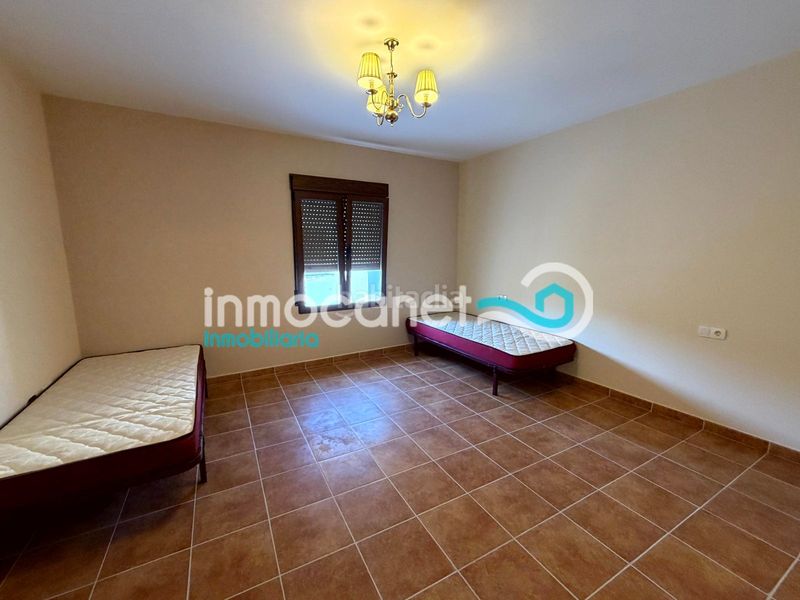 Foto c77e62d0-70d7-4399-b0b1-af0d086a7753. Casa en Oliva pueblo Oliva