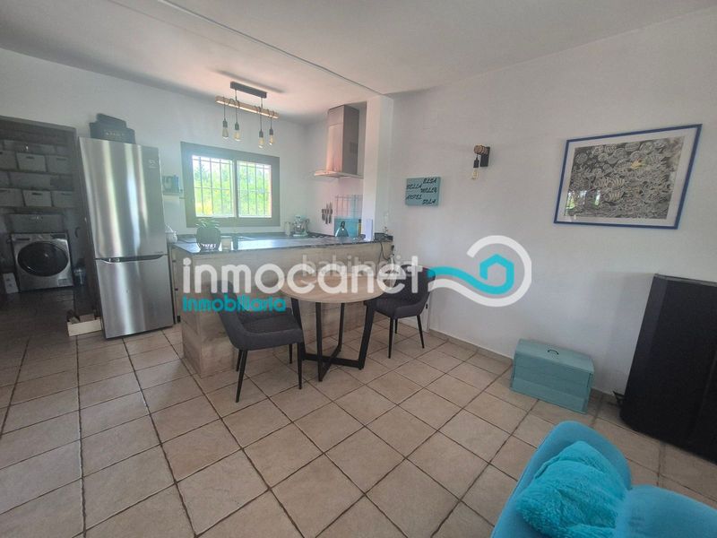 Foto cc2313a5-7de2-4e87-94c2-7c76bf845a33. Chalet en Oliva playa Oliva