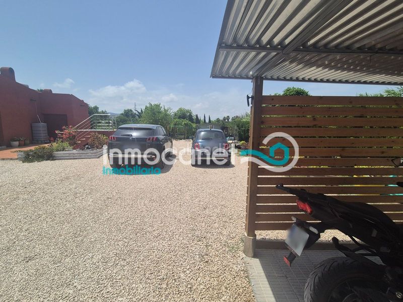 Foto f8be8a21-940b-4437-b269-50ddfef602f0. Xalet amb aparcament piscina a Oliva playa Oliva