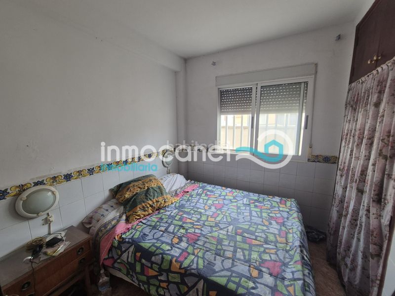 Foto 9690699b-9d97-4c70-9a41-1d689adde7ba. Chalet mit parking in Oliva playa Oliva