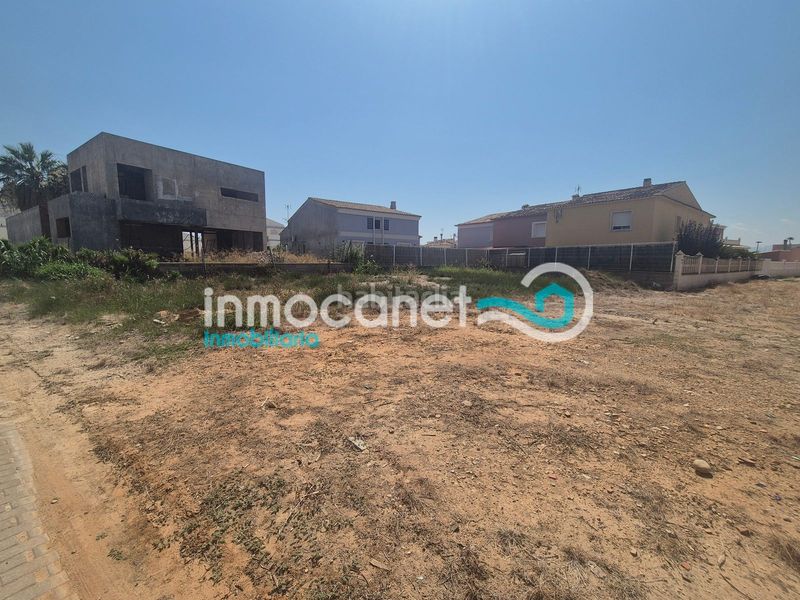 Foto b29d719d-aa78-4307-843f-b2d58c1c4c6d. Terreny residencial a Oliva playa Oliva
