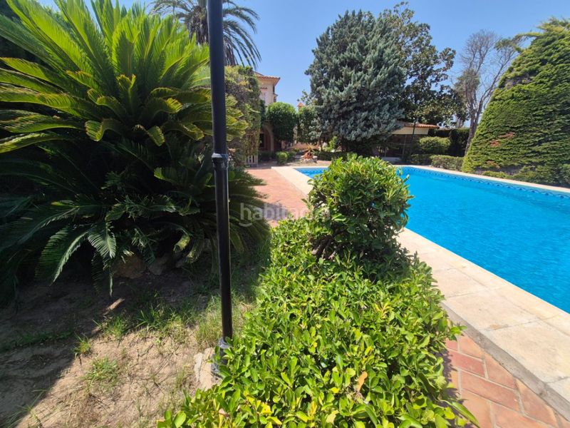 Foto 42d2edf1-6cee-4b34-b6e5-e69fc6487b1e. Chalet en Oliva playa Oliva