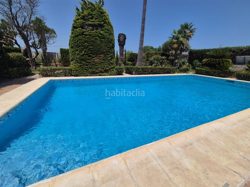 Foto 989e0769-8c5a-41b9-9b22-a912dc5fd5a1. Chalet en Oliva playa Oliva