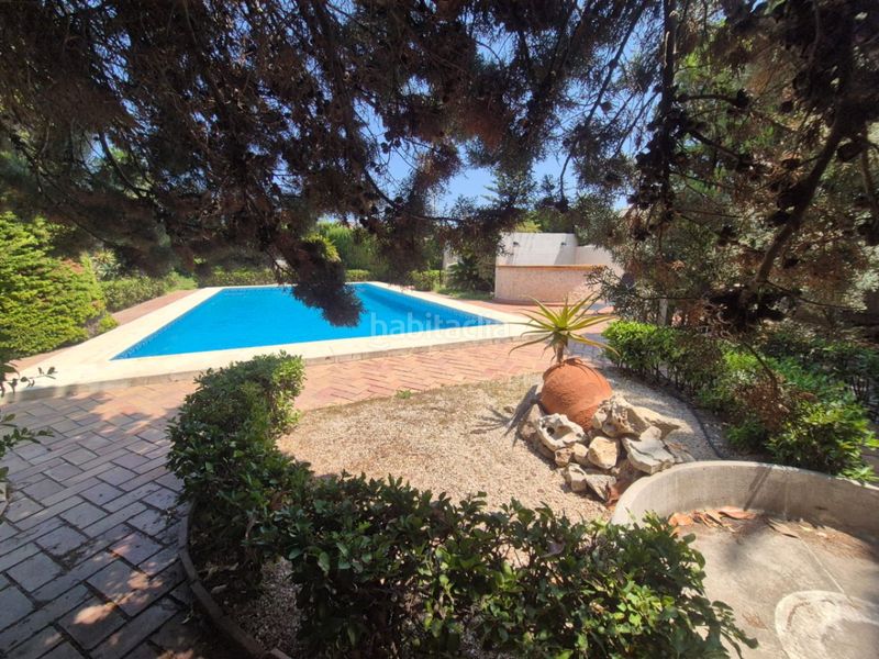 Foto c7324851-2491-4991-ab9b-9942eae6404f. Chalet en Oliva playa Oliva