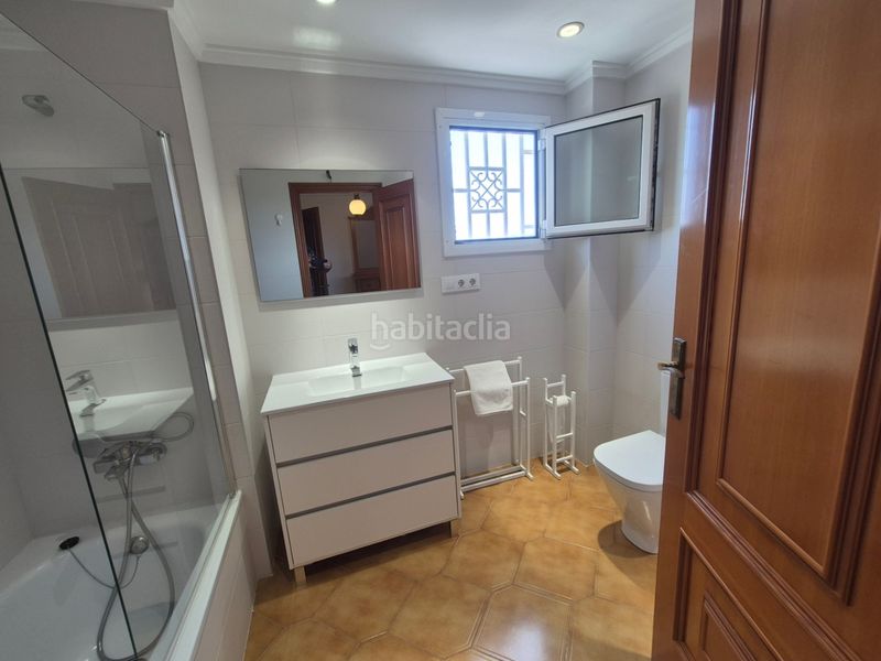 Foto f637655c-b067-4dee-84c7-87d8011c1e4f. Chalet en Oliva playa Oliva