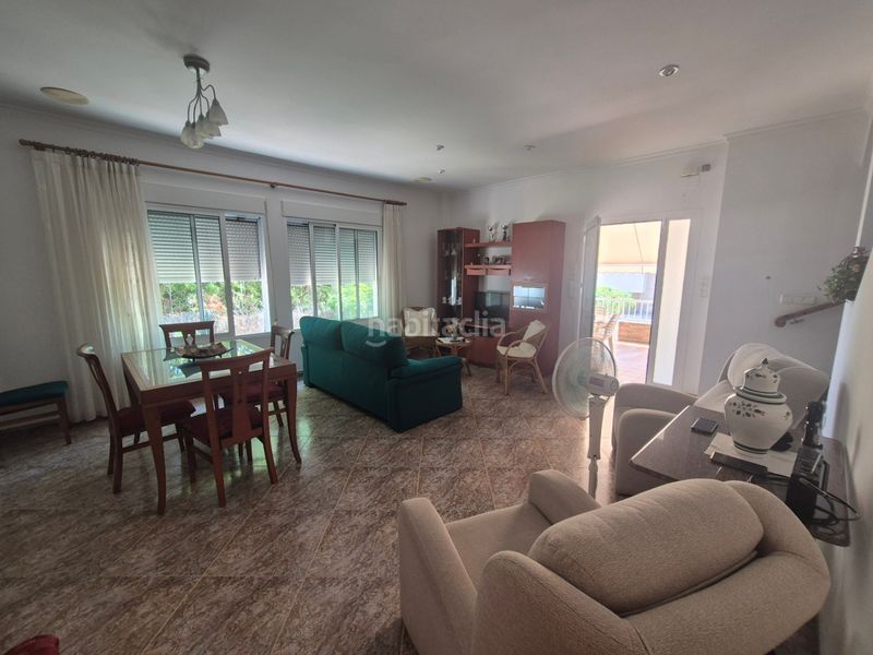 Foto 671ac6fd-dd76-4e3c-a70c-6e68060091dc. Chalet en Oliva playa Oliva