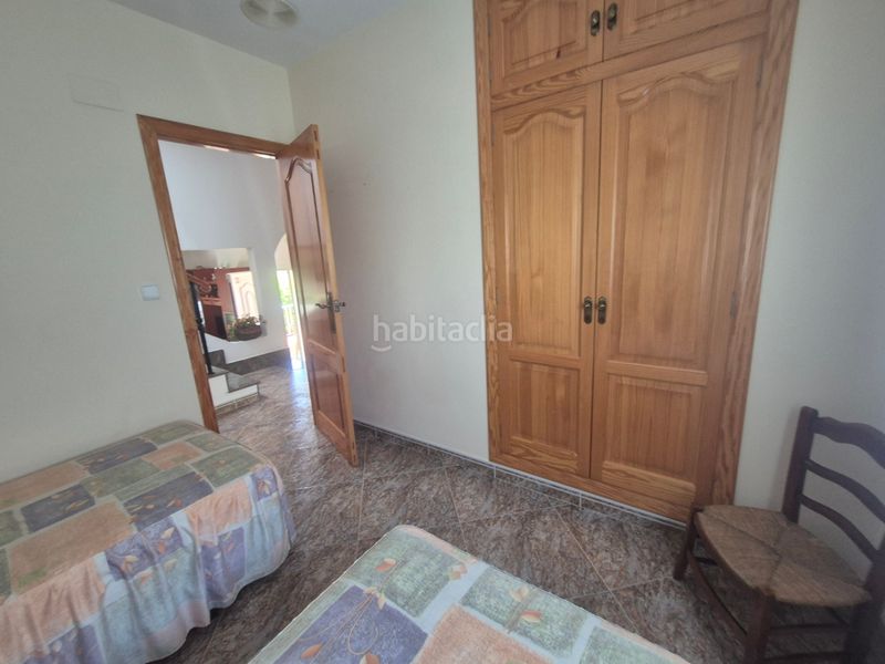 Foto ad7b6efc-0a7e-4b64-a1b6-c43af8c9ab1a. Chalet en Oliva playa Oliva