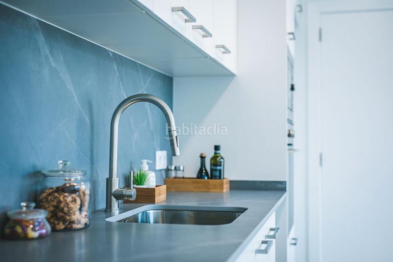 Foto a08294f0-e4d9-4cc4-99ad-d1a98f89ac00. Casa adossada 190m<sup>2</sup> amb calefacció aparcament a Centre Vidreres