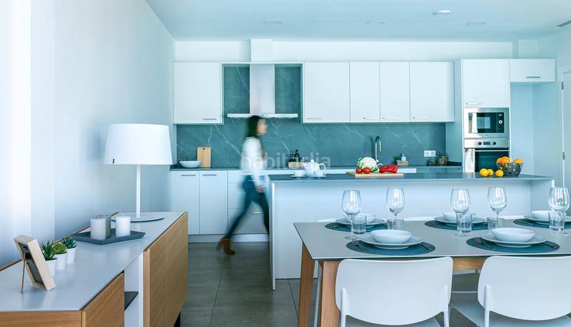 Foto c943506c-d66f-4d8f-9062-15afcdb5a764. Casa adossada 190m<sup>2</sup> amb calefacció aparcament a Centre Vidreres