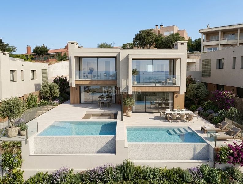 Foto 7b5b1031-d191-4136-b3b8-acf436473d09. Casa pareada 180m<sup>2</sup> casa de alto standing con piscina privada a 2 min de la playa · en Tossa de Mar