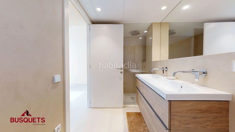 Foto f61f4a58-51b6-45f1-ae7f-fe3b6c4c95ac. Casa pareada 180m<sup>2</sup> casa de alto standing con piscina privada a 2 min de la playa · en Tossa de Mar