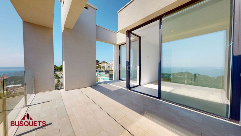 Foto fffcd2f6-1e9b-4afd-b8a7-6ddb837c393a. Casa pareada 140m<sup>2</sup> casa de diseño contemporáneo con terraza privada · , costa brava en Tossa de Mar
