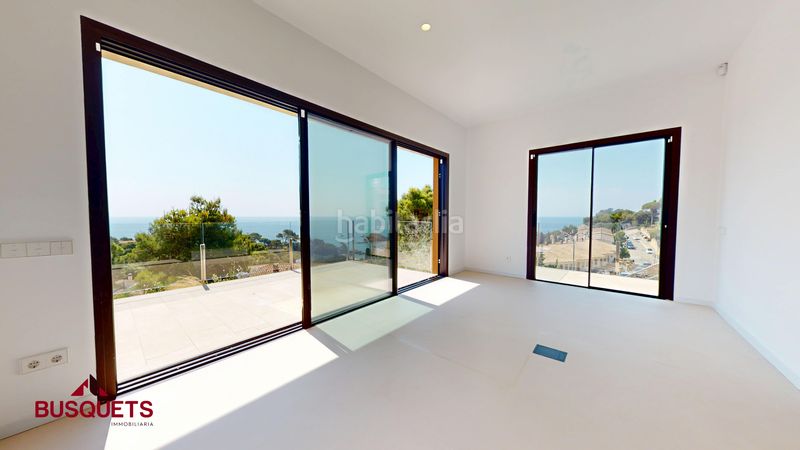 Foto 67b3f2c8-52c5-4411-9e6f-d5d065d2a7de. Casa pareada 140m<sup>2</sup> casa de alto standing con terraza privada en entorno natural único · costa brava en Tossa de Mar