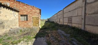 Affitto Capannone industriale in Carrer major 17. 2 naves mas 1 almacen