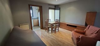 Apartamento  Avinguda prat de la riba. Apartamento zona ricard vinyes