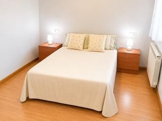 Appartement  Avinguda prat de la riba. Apartamento zona ricard vinyes