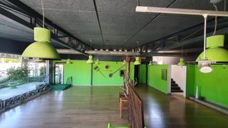 Lloguer Local Comercial a La Nucia Pueblo. Se alquila amplio local en la nucia