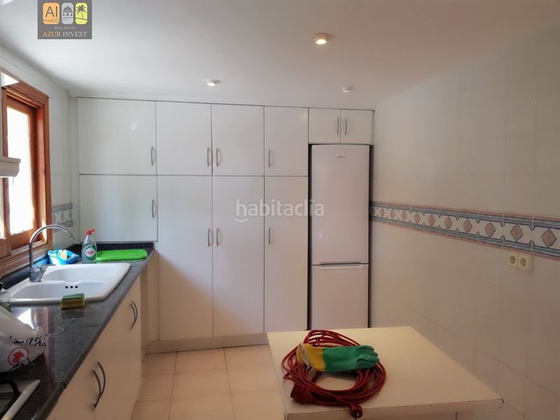 Foto bf45feea-ed3b-4da0-ba02-070209cc9bd4. Casa adossada amb piscina a Altea la vella Altea