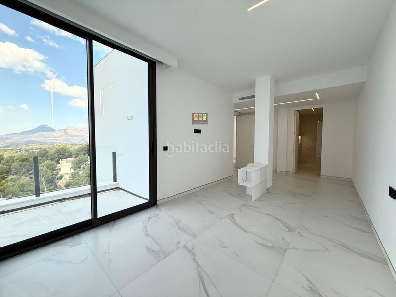 Foto 12590bfe-4c10-4655-a179-c06602358201. Xalet amb aparcament piscina a Altea hills Altea