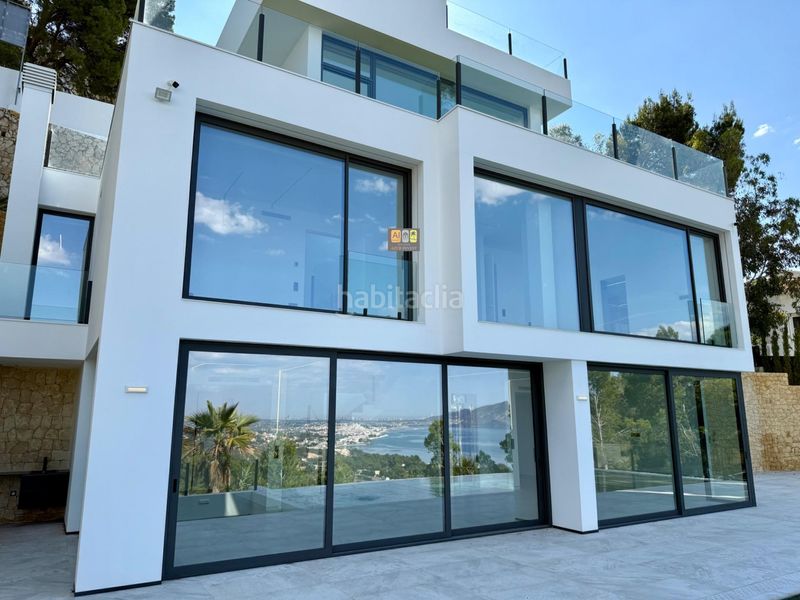 Foto 88db5e72-a678-459b-ab6d-4c05814d60e2. Xalet amb aparcament piscina a Altea hills Altea