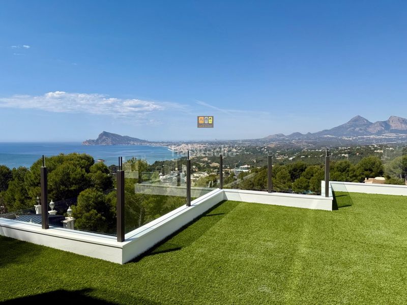 Foto 89311aed-b263-4749-bbe1-a0c90474d059. Xalet amb aparcament piscina a Altea hills Altea