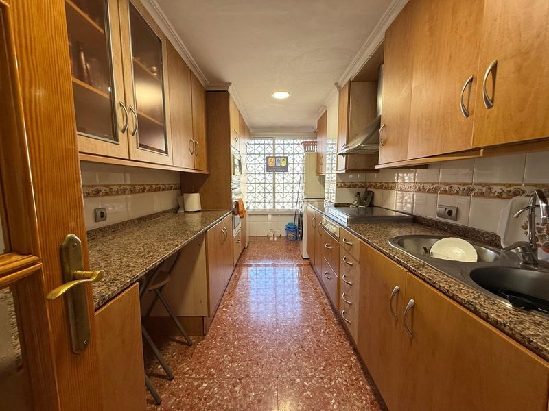 Foto b8667c1c-36c1-4308-a378-b249a33ad748. Apartament amb aparcament piscina a Juzgados - Plaza de Toros Benidorm