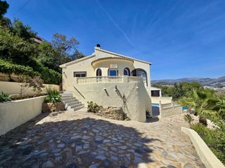 Rent House in El Tossal-Bello Horizonte. Chalet independiente en el tossal