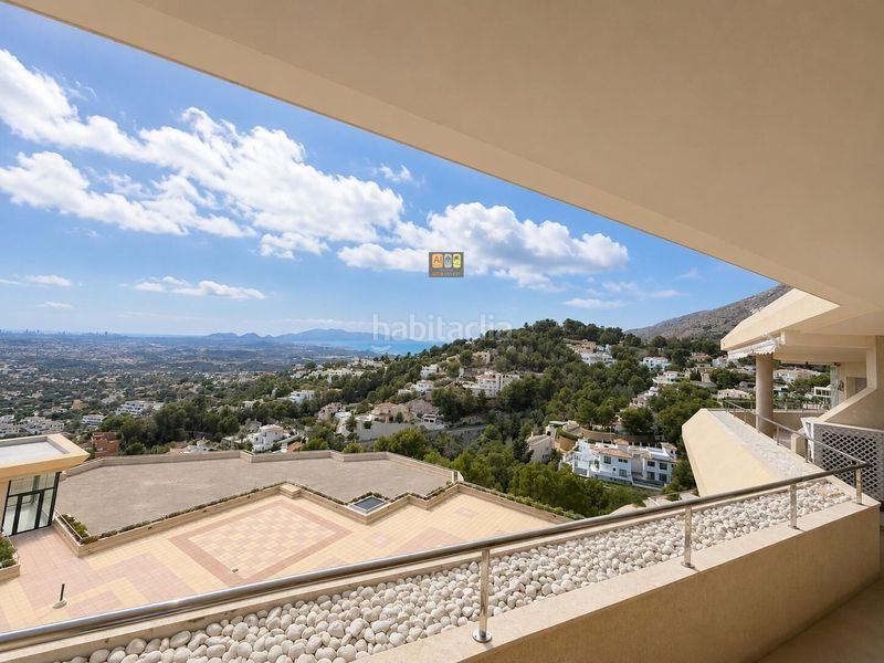 Foto 64646ea2-a3ac-4901-bd1f-a755a998372a. Apartament amb calefacció aparcament piscina a Altea hills Altea