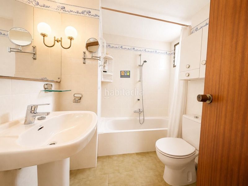 Foto 40bdc4c3-6509-4b1c-a4ee-0ee39f91407c. Apartament amb aparcament piscina a Playa Levante Benidorm