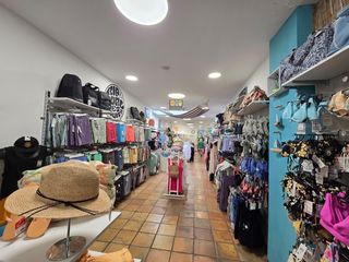 Locale commerciale in Altea Ciudad. Local comercial de 330 m2 en altea