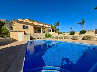 Xalet a Altea la Vella. Magnífico chalet en altea la vella con impresionantes vistas al
