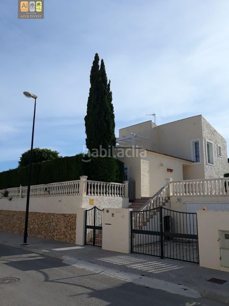 Foto a21d1f76-6617-4a3a-a8a9-068bdca50a1e. Xalet amb piscina a El Tossal-Bello Horizonte Nucia (la)