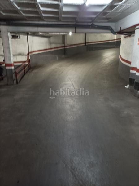 Foto f983ffb6-764a-4e90-b1fa-880a06b38470. Alquiler parking coche en carrer de torres i amat 7 en Barcelona