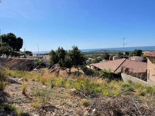 Residential Plot in Roda de Barà. Parcela en venta en roda de berà  urbanización mirador de berà