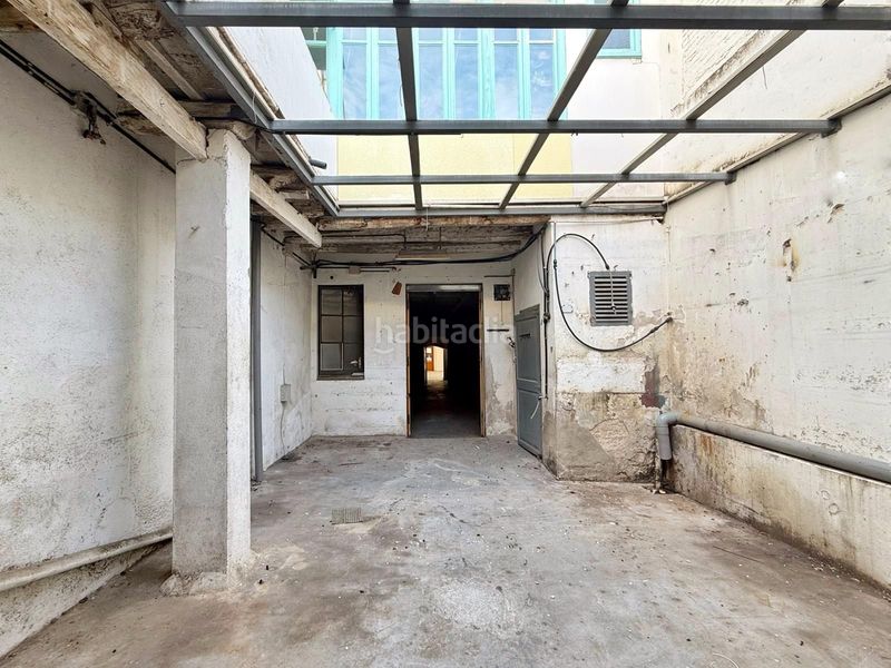 Foto f6e6b544-94ec-4b4c-93ac-ce78e28d64c5. Local comercial a Centrevila Vilanova i la Geltrú