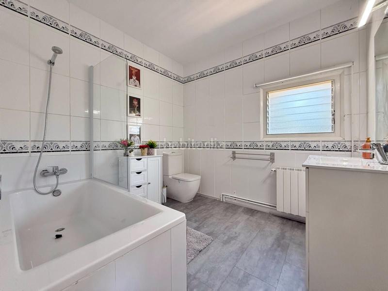 Foto 3b4fe67b-fc69-4924-98c7-188e07c5a88b. Casa amb calefacció piscina a Levantina - Montgavina - Quintmar Sitges